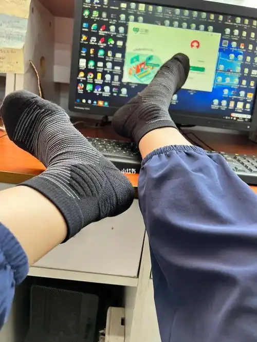 好容易起球_篮球袜_体育运动_篮球_篮球装备