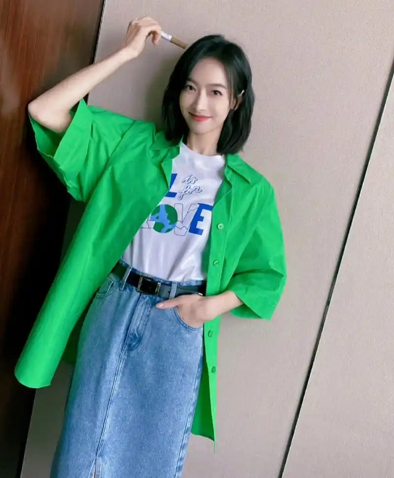 宋茜晒生活照美美营业,她是出道越久越好看的类型,气质和颜值都提升