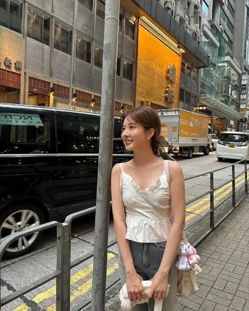 赵秀敏 ins更新☁️🎶