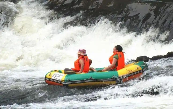 庐山/龙宫洞/三叠泉/桃花源漂流/三日游