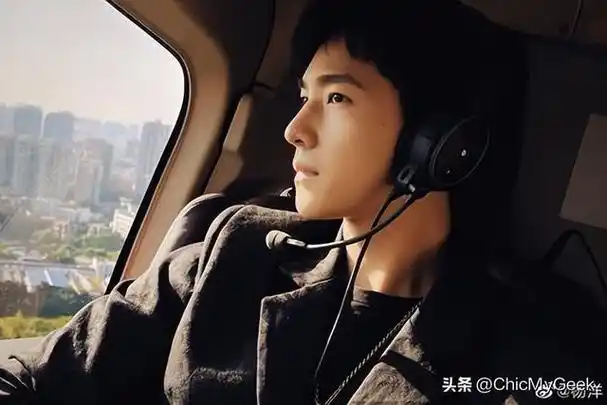 军艺校草言情小说男主专业户但杨洋正牌女友只有她