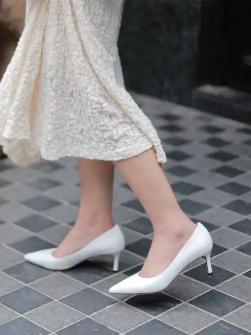 法式穿搭优雅浪漫的高跟鞋