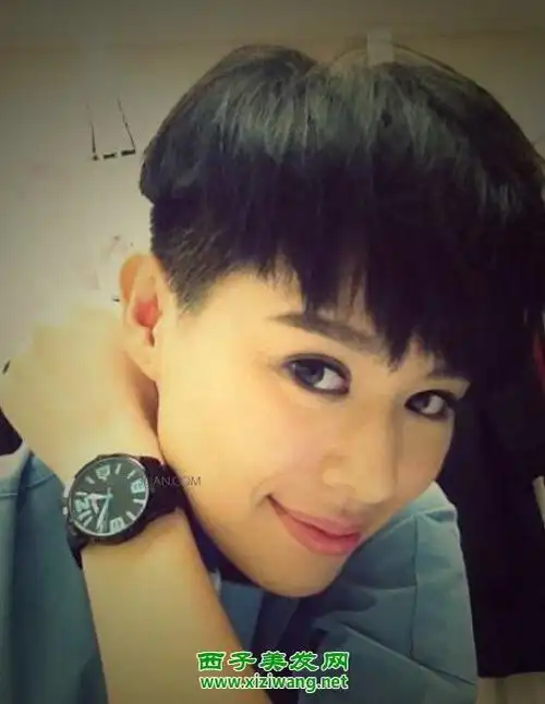 女生假小子发型图片 女生也可以很帅气(3)