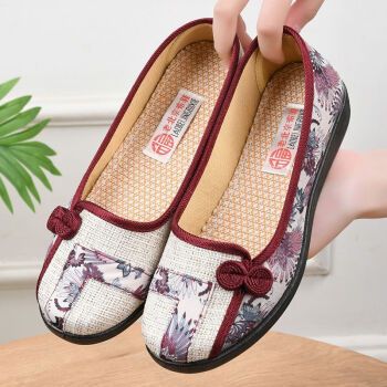 鞋靴>时尚女鞋>女士单鞋>其它女士单鞋>蓝诺猫>蓝诺猫老北京布鞋女