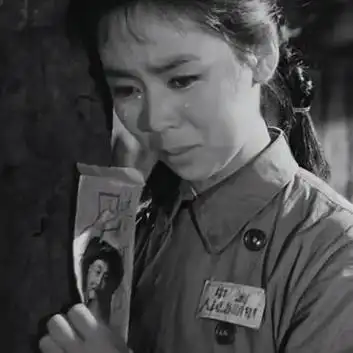 回顾经典★英雄儿女王芳剧照欣赏