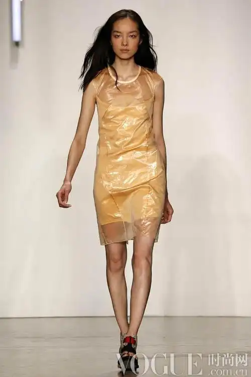 中国超模孙菲菲纽约时装周走秀汇总