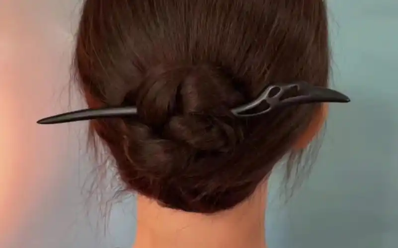 发簪气质低盘发