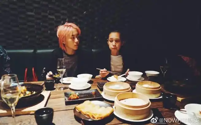 9215 水原希子 & 窦靖童93#spotlight