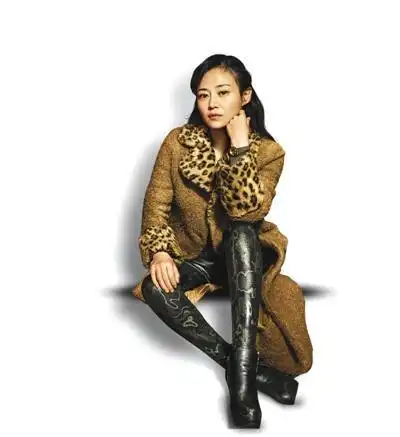 刘思慧(谭卓 饰)