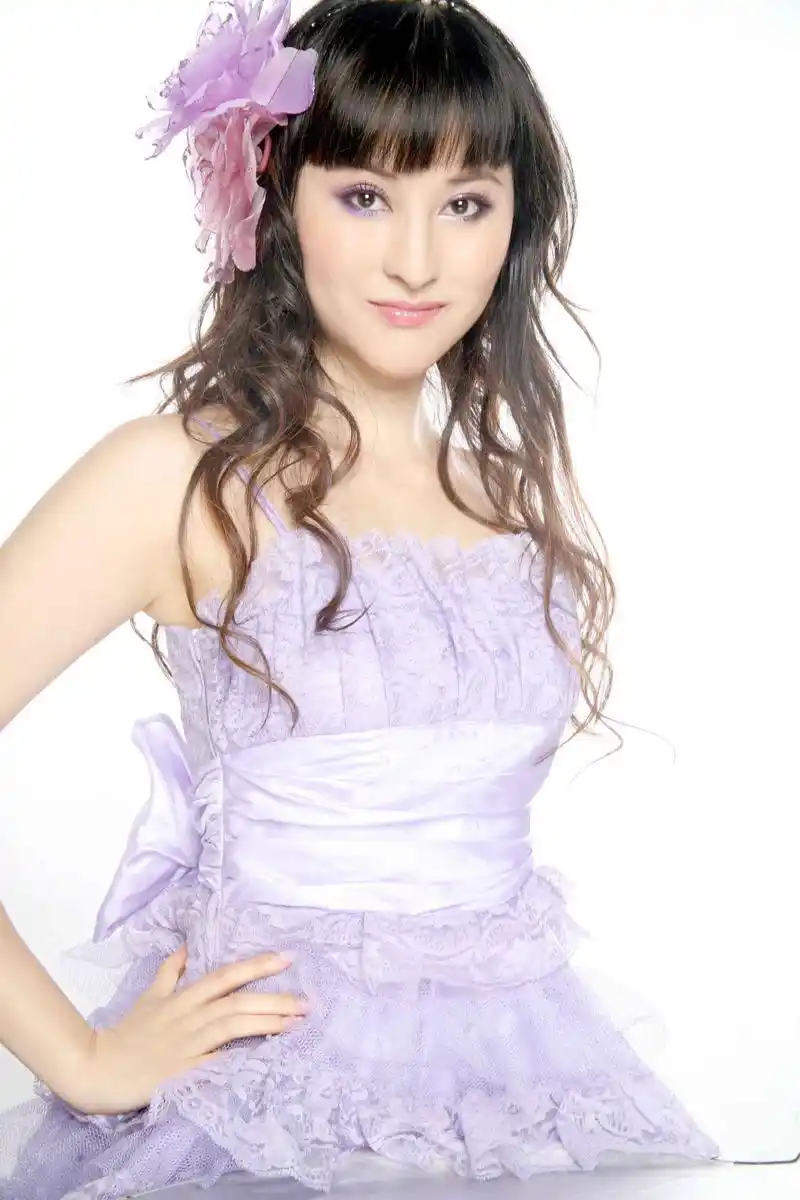 靳东的爱妻李佳,你对她了解多少