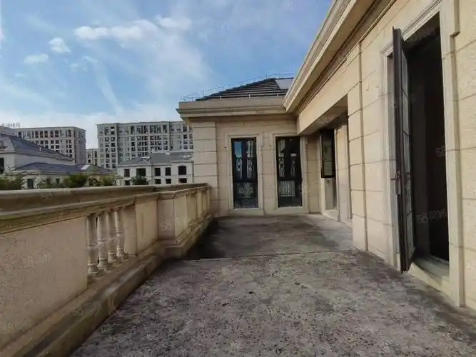 东方鸿璟(别墅)~正规6室3厅~楼层好~户型方正~房龄新