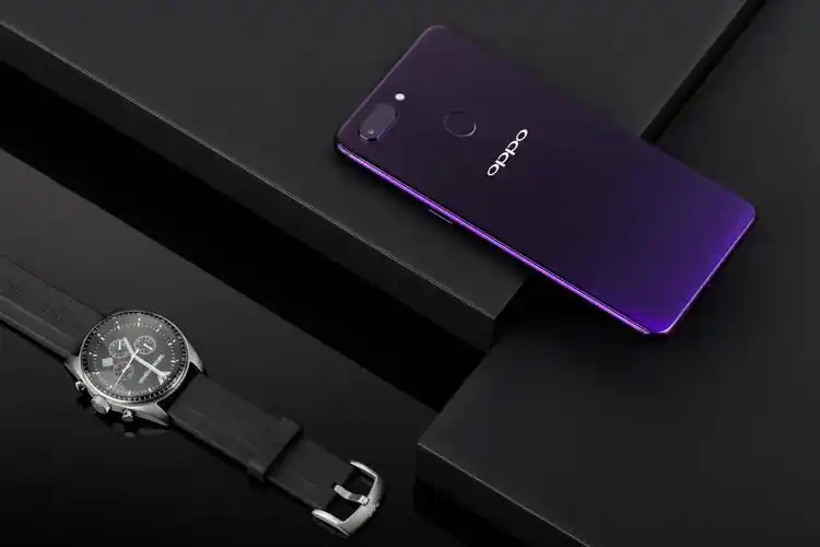 一抹神秘律动的色彩,oppo r15星空紫赏析,没想到居然如此诱人