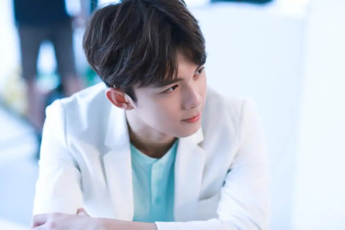 在心里装着别人是高情商和一种别人无法抗拒的人格魅力的表现朋友圈里