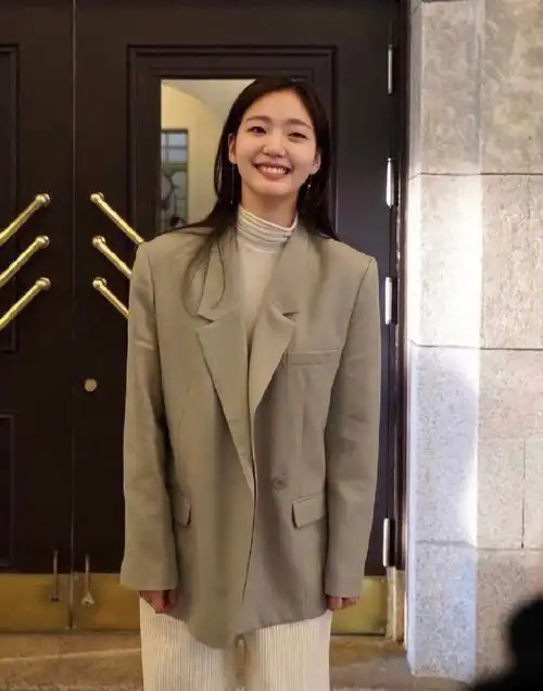 韩国女星ins穿搭