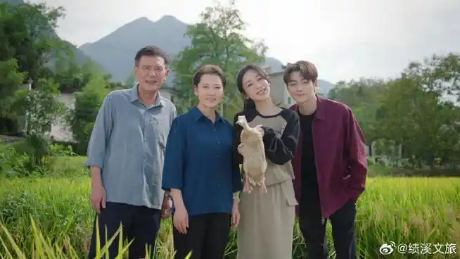 麦承欢@杨紫和姚志明@许凯soso要回安徽老家寻找生病的妈妈@何赛飞_啦