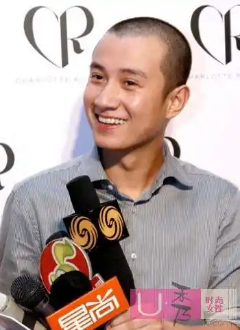 请问文章这个发型叫什么?谢谢