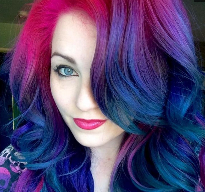 只能说发型师真是太专业了!