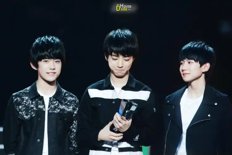 tfboys 2015音乐v榜年度盛典