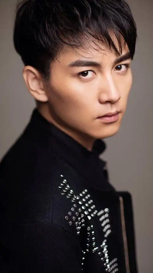 陈晓帅还是杨洋帅? - 知乎