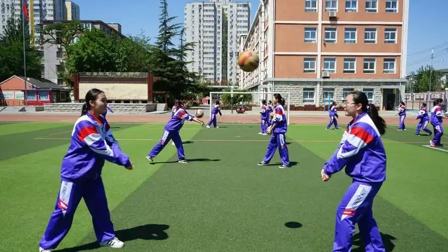 返校体育课怎么上?阳光体育与你同行!