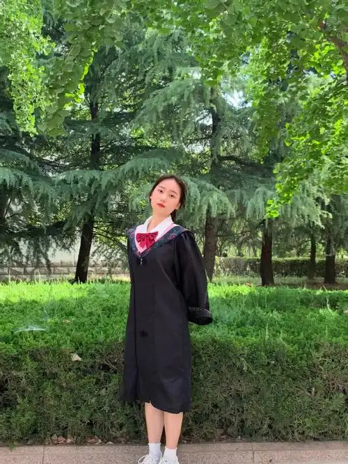 毕业照学士服出片法则