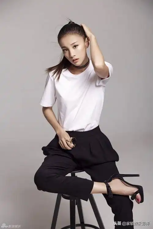 章龄之和薛之谦分手?嫁给比她大十岁的陈龙_手机搜狐网