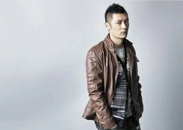 余文乐图片余文乐,香港一代男神,余文乐的男士寸头发型看上去有一种