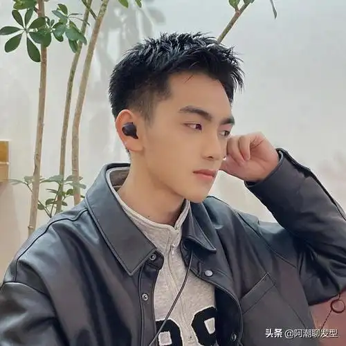 男生短发发型图片 学生 寸头(小学生发型男短发寸头)-天晟网