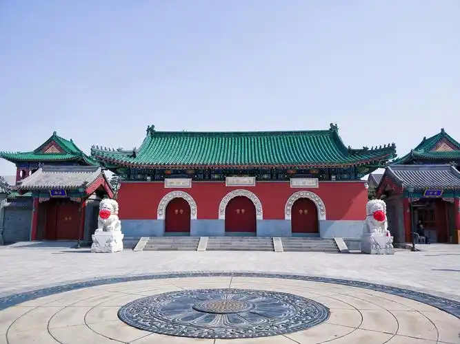 那就是位于天津市河北区天纬路中段东北侧的大悲禅院,这里距离天津之