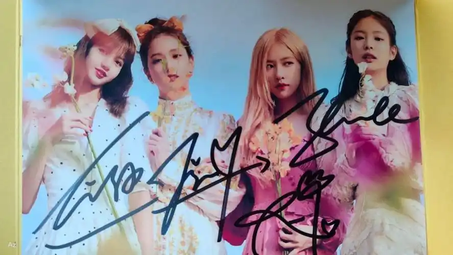 终于拿到blackpink的亲笔签名了