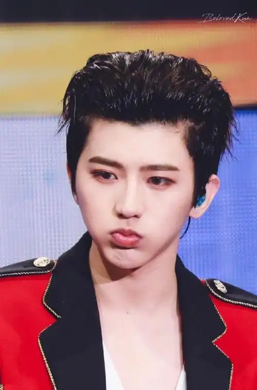 蔡徐坤的嘟嘟嘴就是加倍可爱!