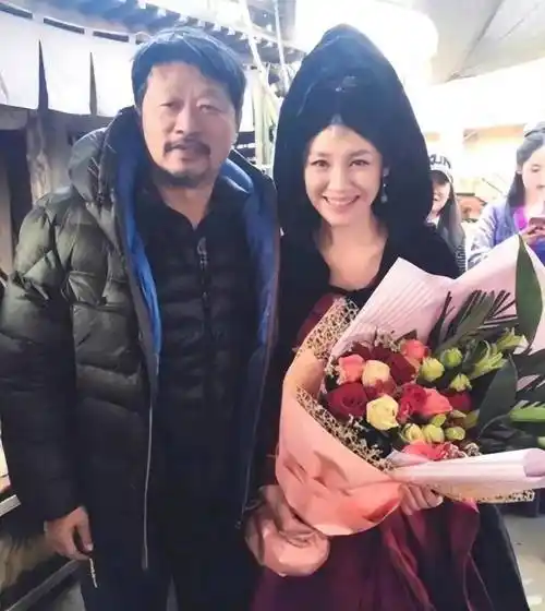 演员刘琳:我这辈子做的最正确的事情,就是和小6岁的小丈夫结婚_张黎