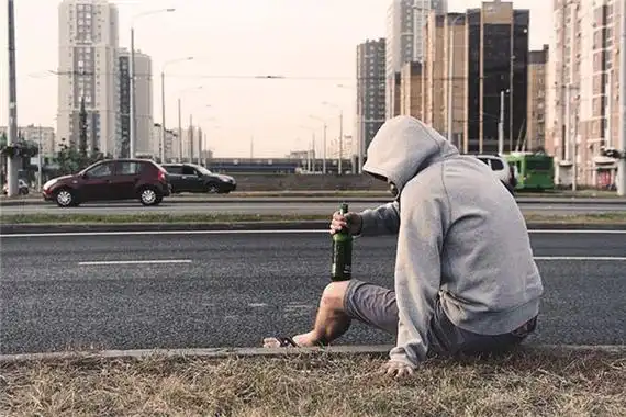 梦到喝醉酒的男人