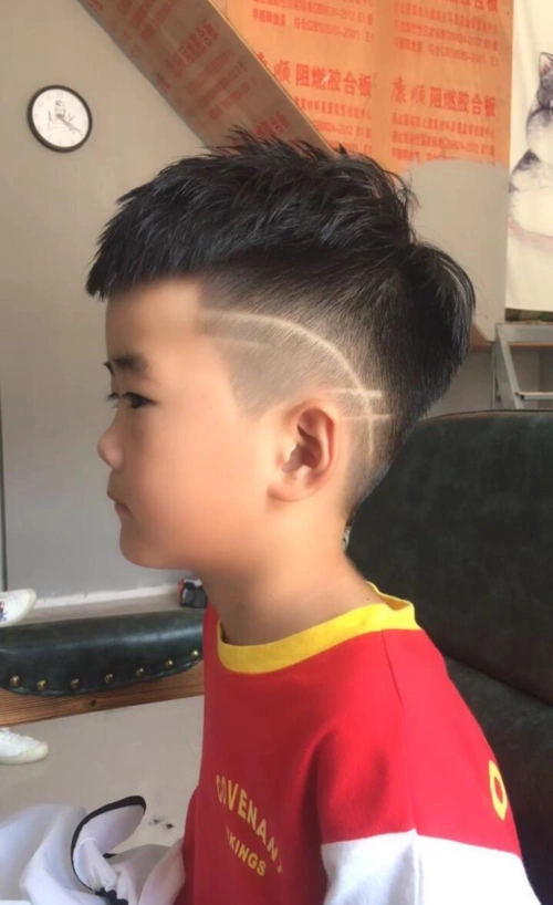 最帅气小男孩发型大合集款款有型妈妈们请为你儿子收藏了