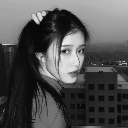 女生高冷好看的头像