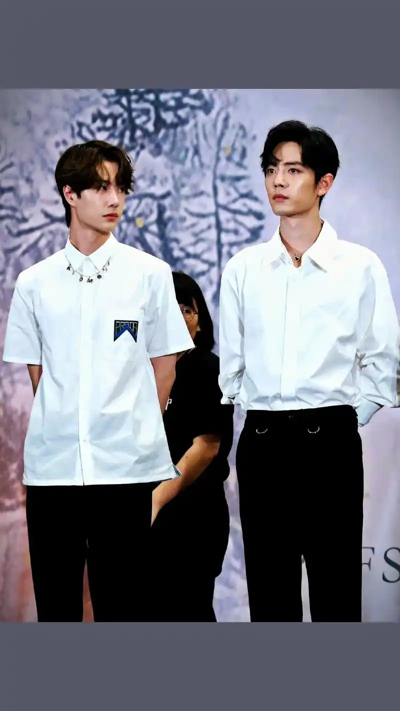 博君一肖 #王一博 #肖战 你站在桥上看风景,看风景人在楼 - 抖音