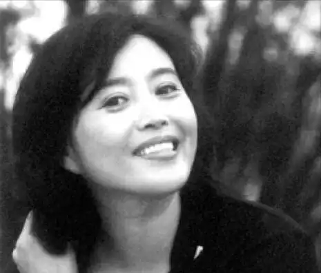 回顾孙红雷与丁嘉丽分手20年后娶海归美女喜当爹如今定居海外