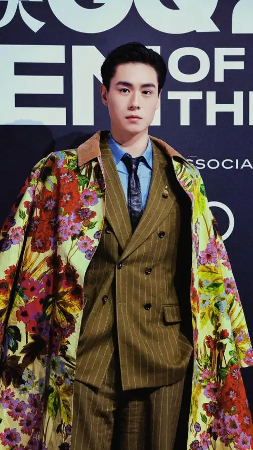 胡一天gq造型路透