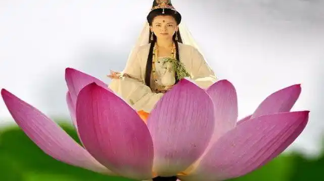 观音菩萨的莲花台和玉净瓶来头不小:与如来佛祖和李靖天王有关?