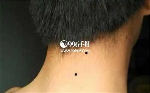 脖子上有三颗痣,脖子前后正中有痣所代表的寓意