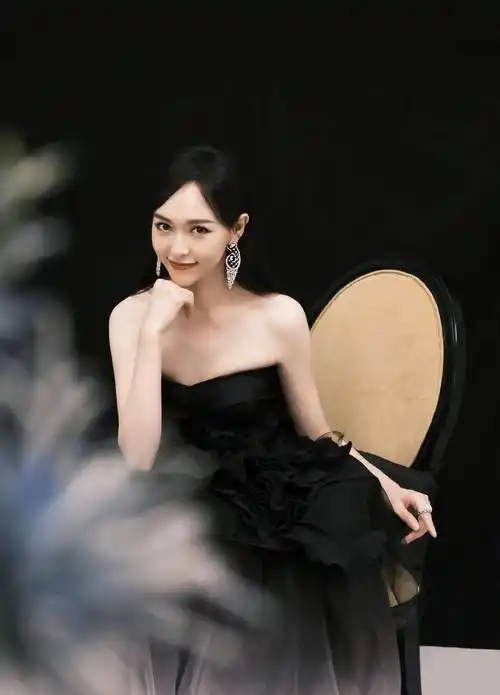 唐嫣的9张美照,每帧都是珍藏款_浩瀚_救命_浮尘