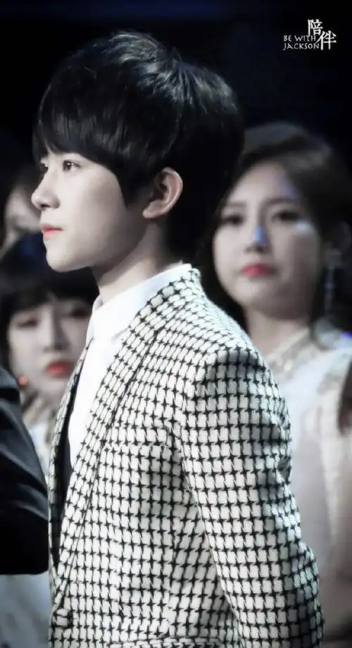 易烊千玺电影奇迹##易烊千玺回忆录