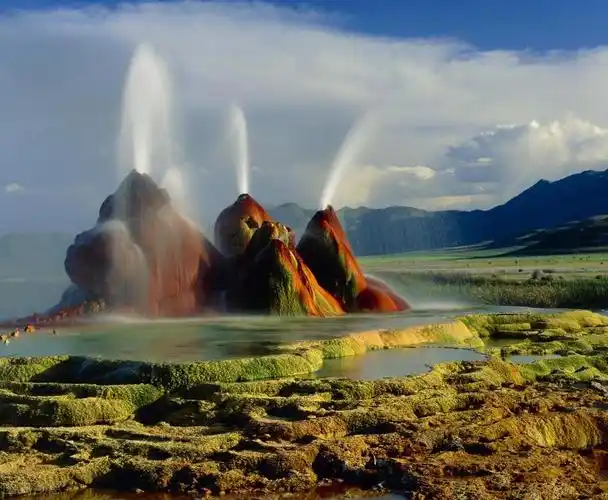 小知识:世界风景最美的地方在哪个国家(全球最美10个旅游胜地)-图25