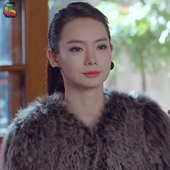 你好乔安戚薇女王的嫌弃gif动图_动态图_表情包下载_soogif