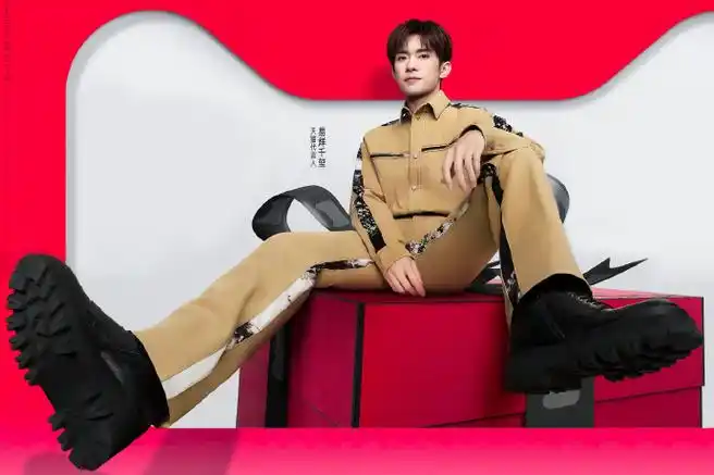 我与千玺的晚8时刻##天猫618一起拍##千玺代言天猫