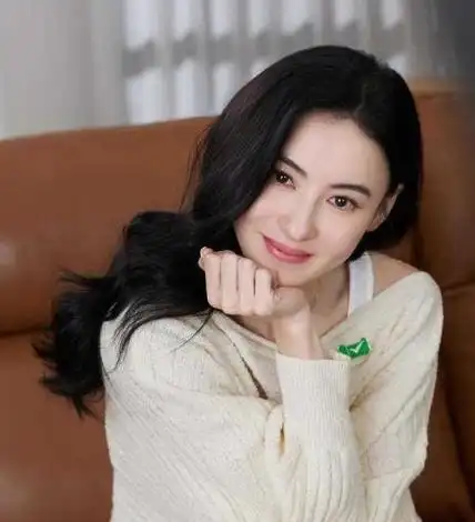 想当年,张柏芝在电影《喜剧之王》中饰演的柳飘飘一角,可谓是惊艳四座