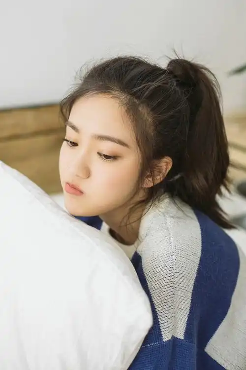 她是不是你学生时代美丽骄傲校花的样子演员汤梦佳