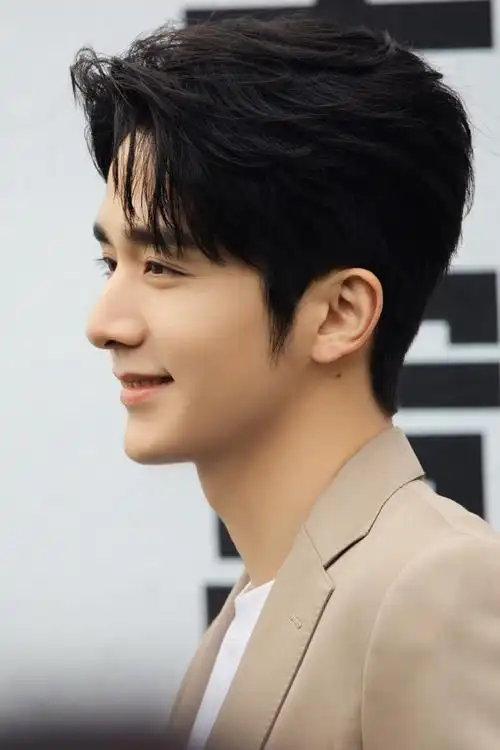 金宾嗨棒星推官张新成