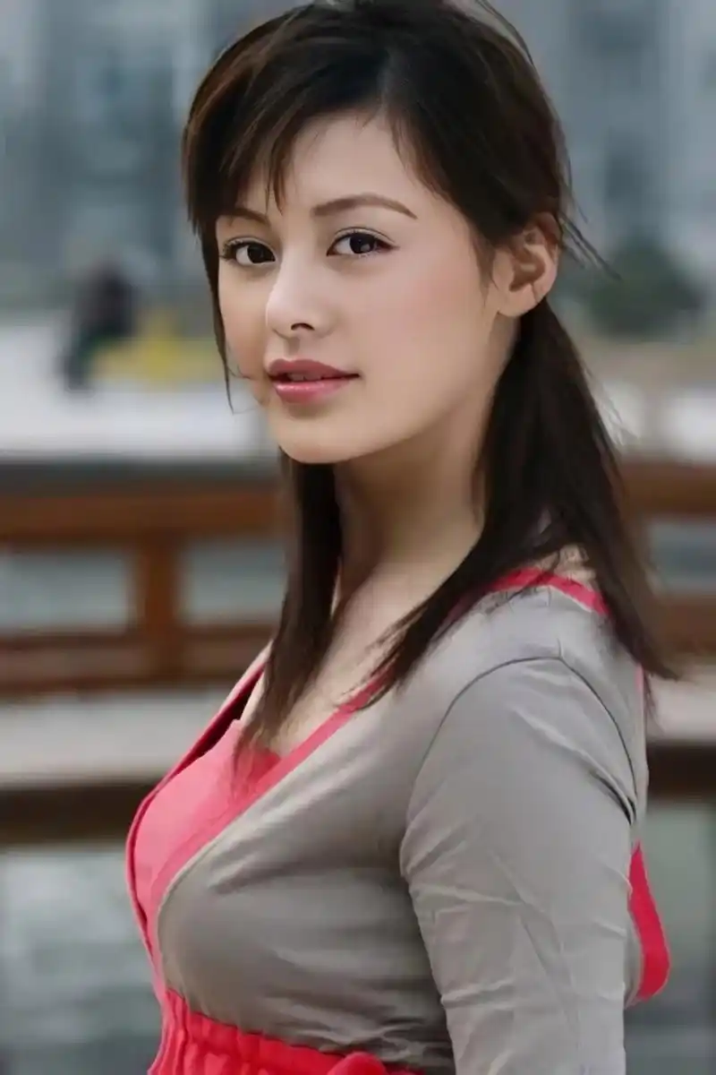 王力可的欧式大双眼皮漂亮得令人惊叹.