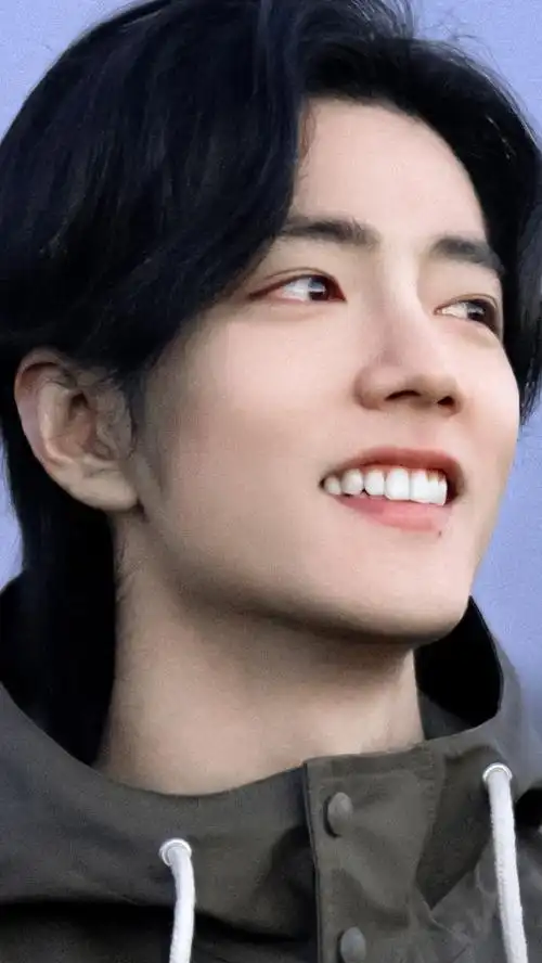 肖战工作室发了18张照片